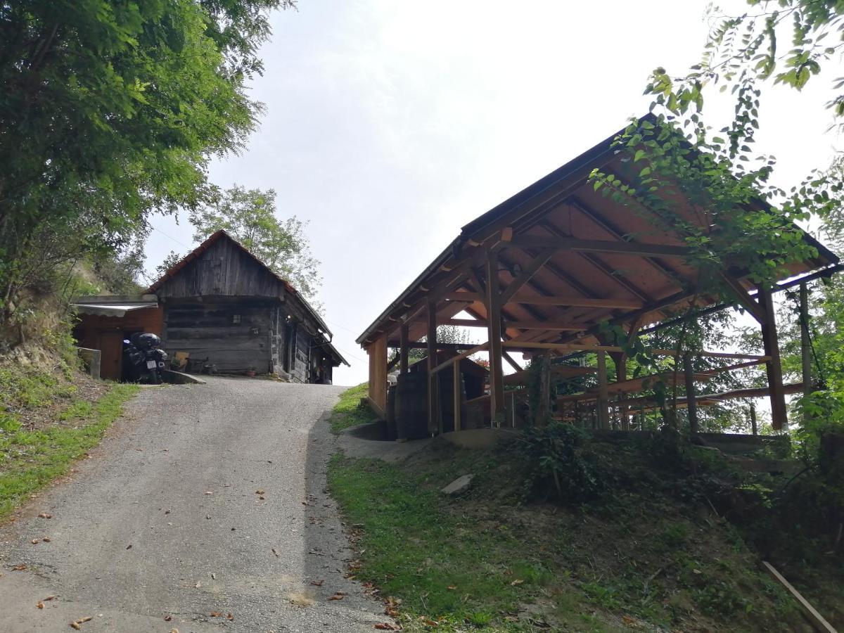 Robinzonski Smjestaj Tepes Tuheljske Toplice Exterior foto