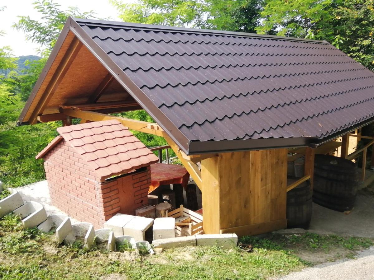 Robinzonski Smjestaj Tepes Tuheljske Toplice Exterior foto